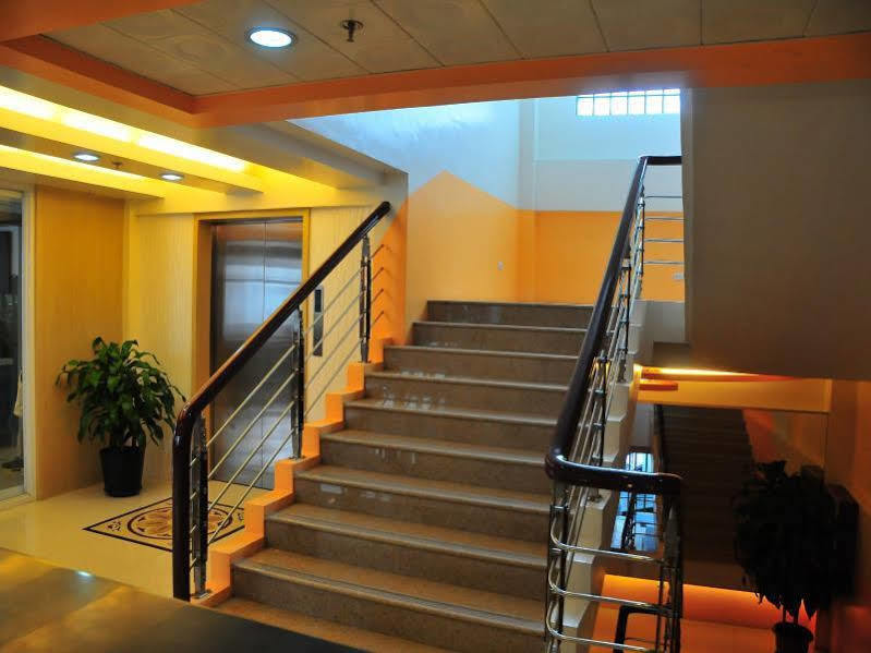באגויו City Center Hotel מראה חיצוני תמונה
