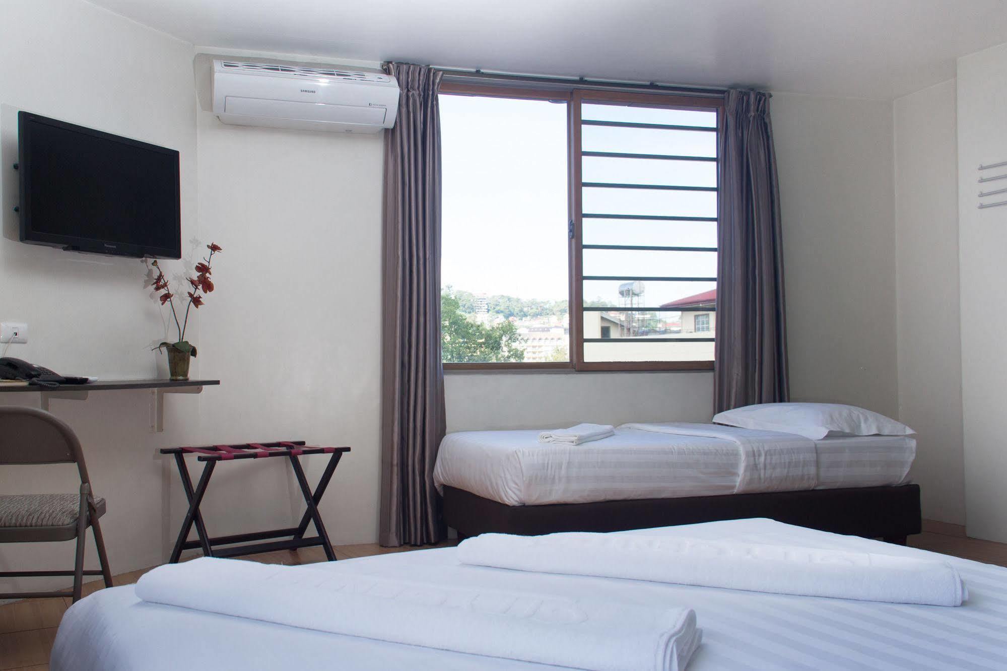 באגויו City Center Hotel מראה חיצוני תמונה