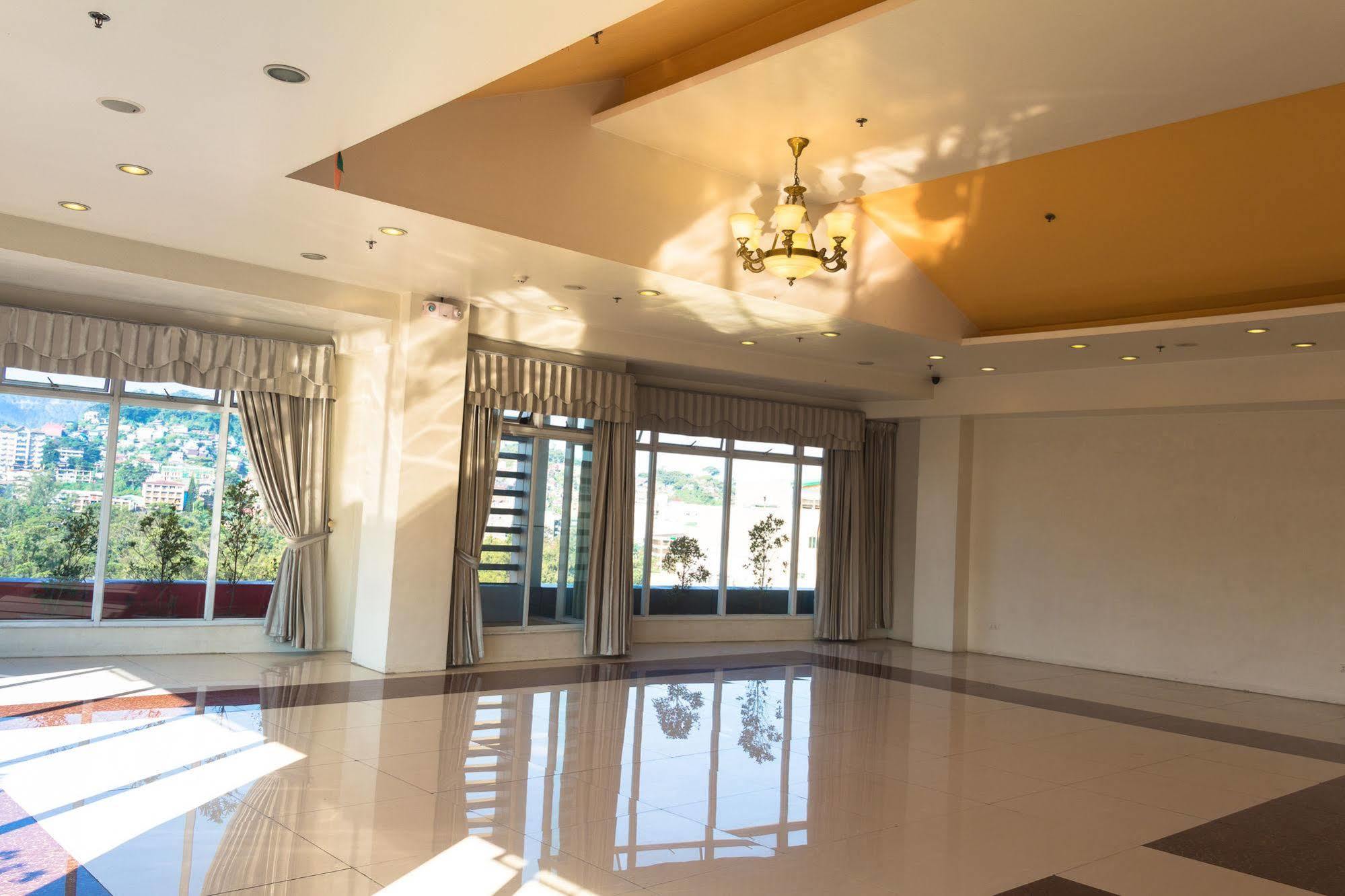 באגויו City Center Hotel מראה חיצוני תמונה